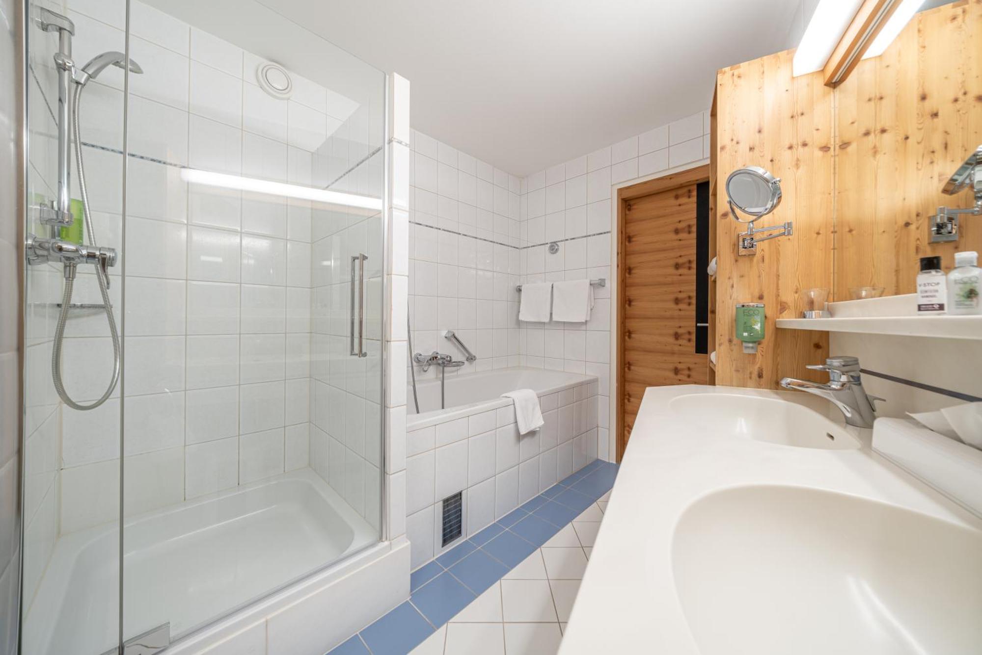 Hotel Liebe Sonne 4S Solden Bagian luar foto