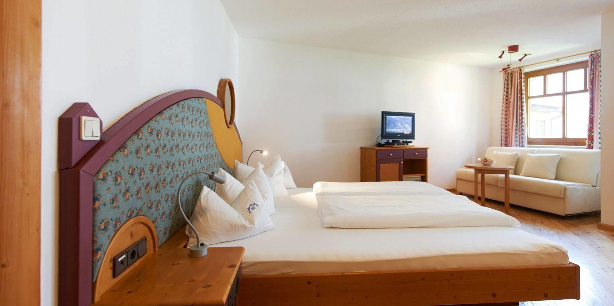 Hotel Liebe Sonne 4S Solden Bagian luar foto